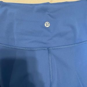 Perfect condition cropped Lulu leggings with mesh sides